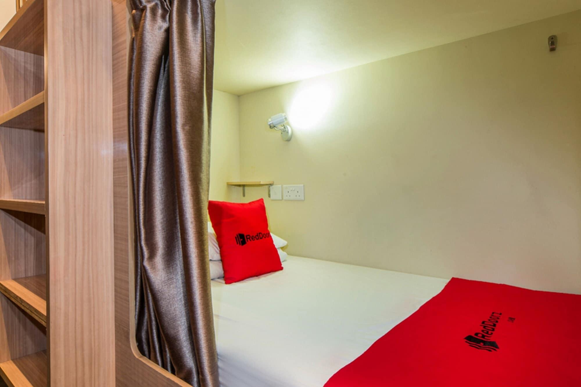 Reddoorz Hostel @ Kallang Mrt Szingapúr Kültér fotó
