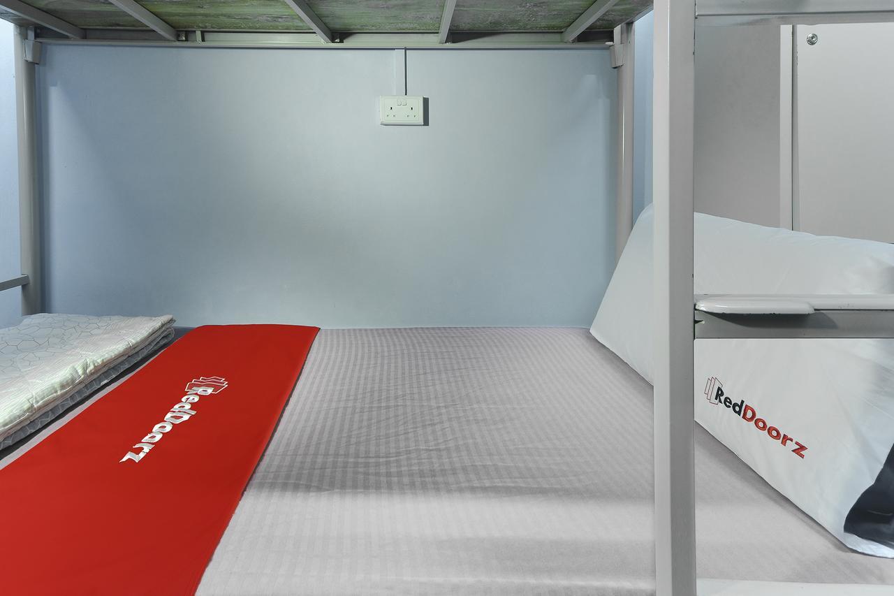Reddoorz Hostel @ Kallang Mrt Szingapúr Kültér fotó