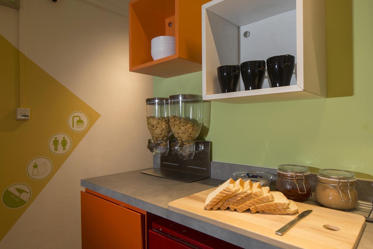 Reddoorz Hostel @ Kallang Mrt Szingapúr Kültér fotó