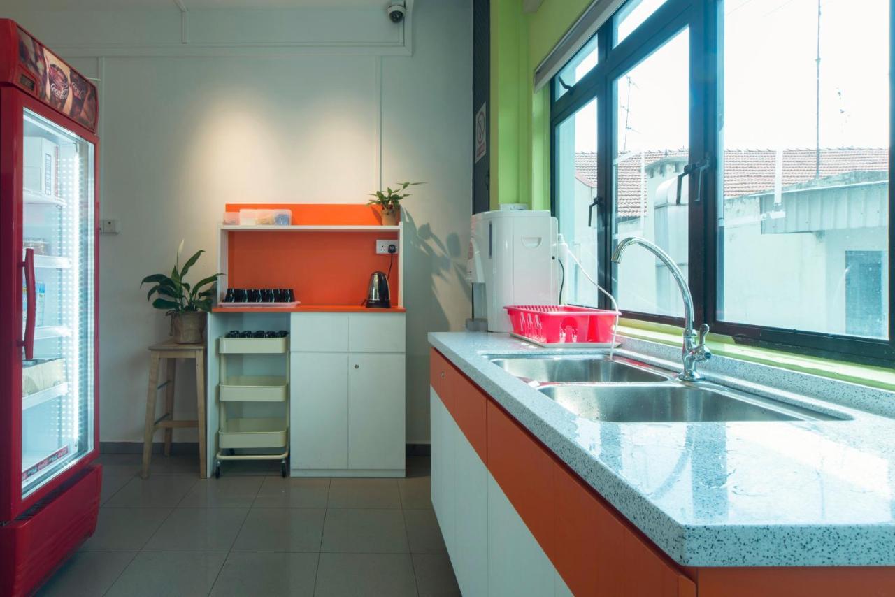 Reddoorz Hostel @ Kallang Mrt Szingapúr Kültér fotó